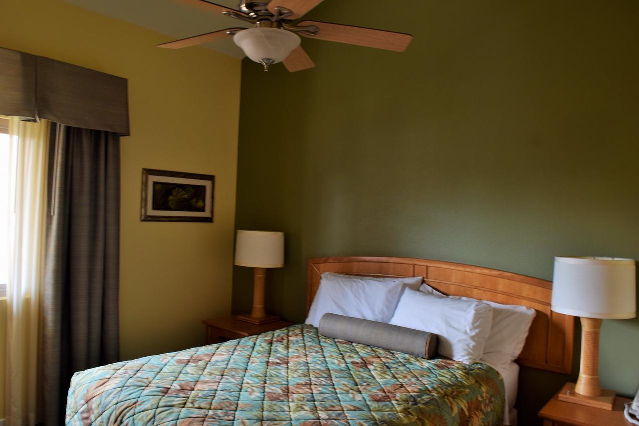 Multi Resorts At Aquamarine Villas Oceanside Buitenkant foto