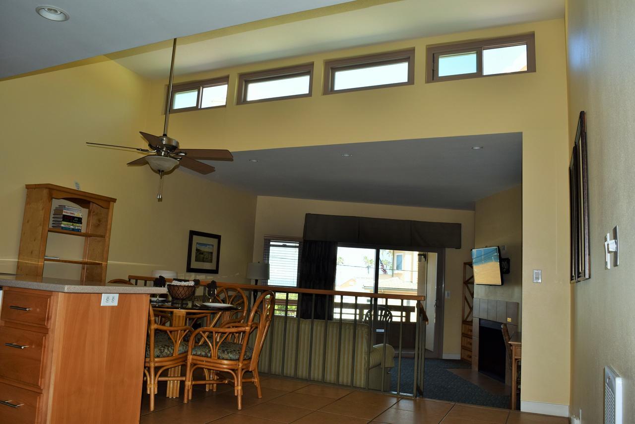 Multi Resorts At Aquamarine Villas Oceanside Buitenkant foto